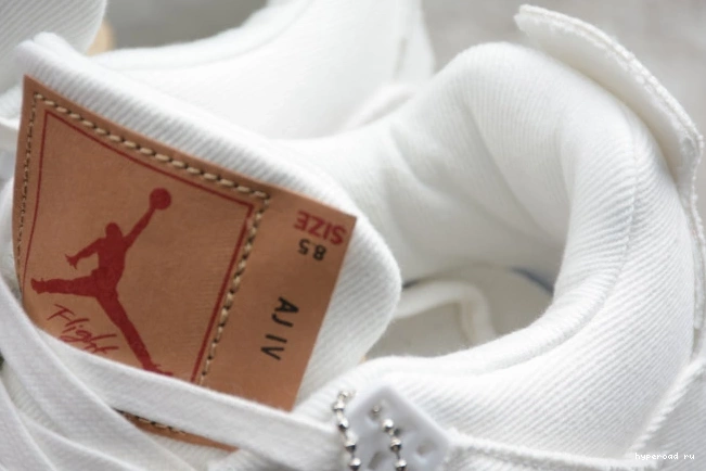 x 4 Air AO2571-100 Levi's 'White' Jordan 0614